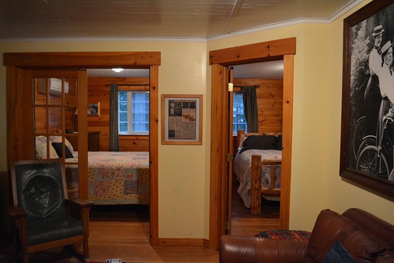 Copper Creek Inn Ашфорд Екстериор снимка