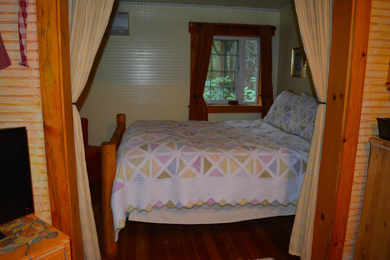 Copper Creek Inn Ашфорд Екстериор снимка